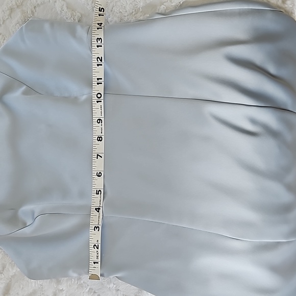 Amsale Gown - Picture 15 of 16